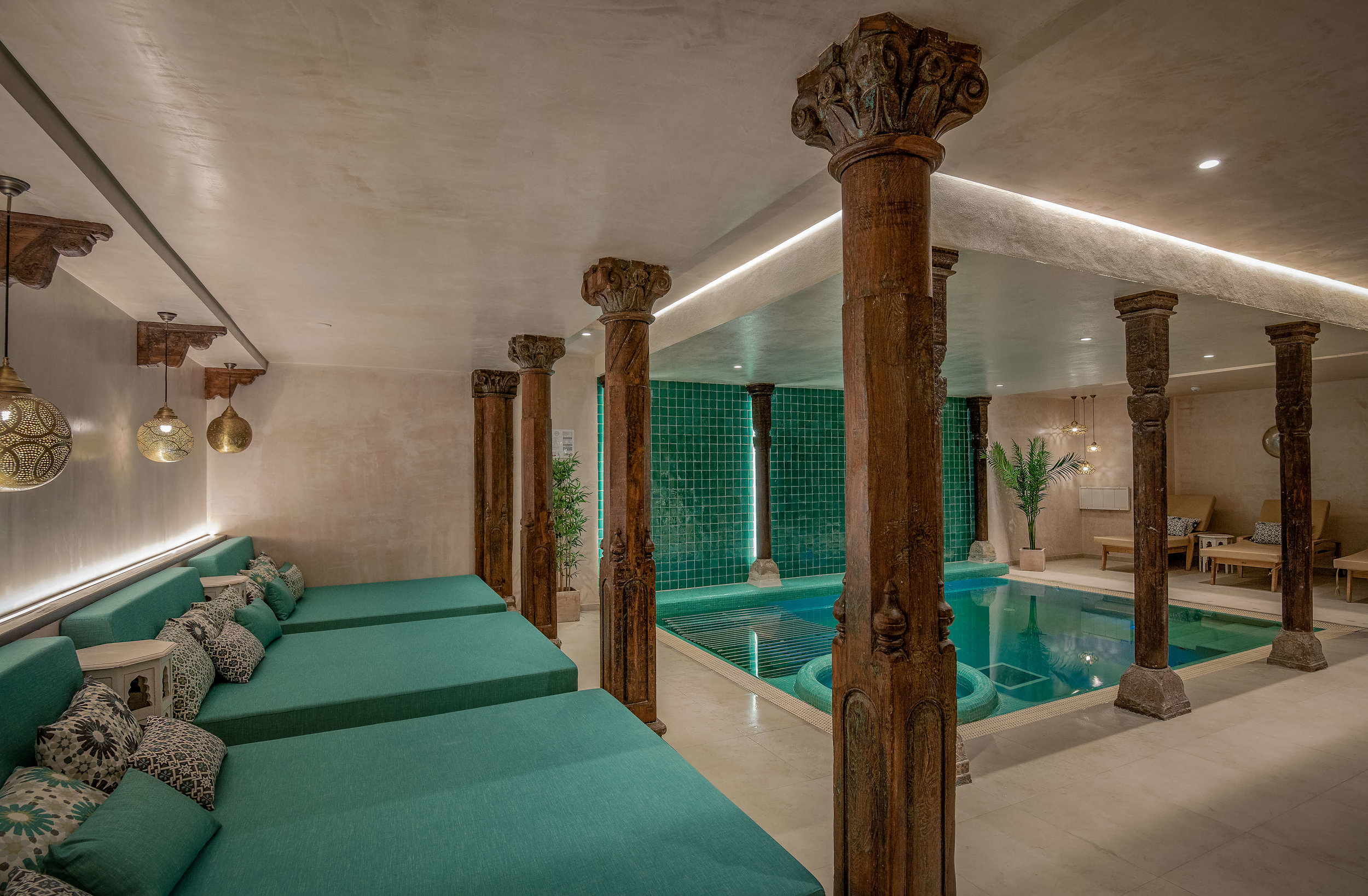 Spa and indoor pool at La Residencia Tarifa. 