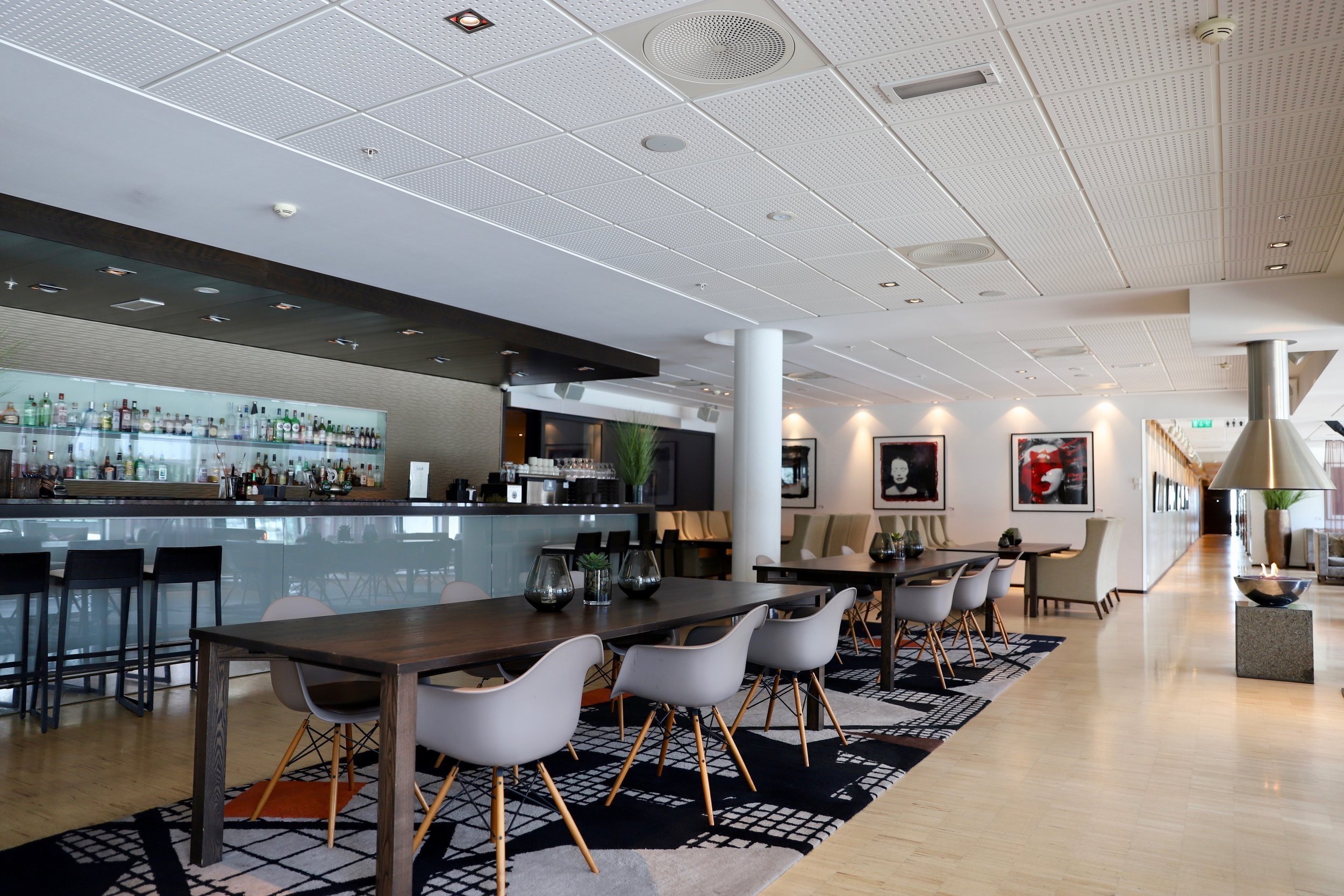 Restaurant and bar at the hotel.
