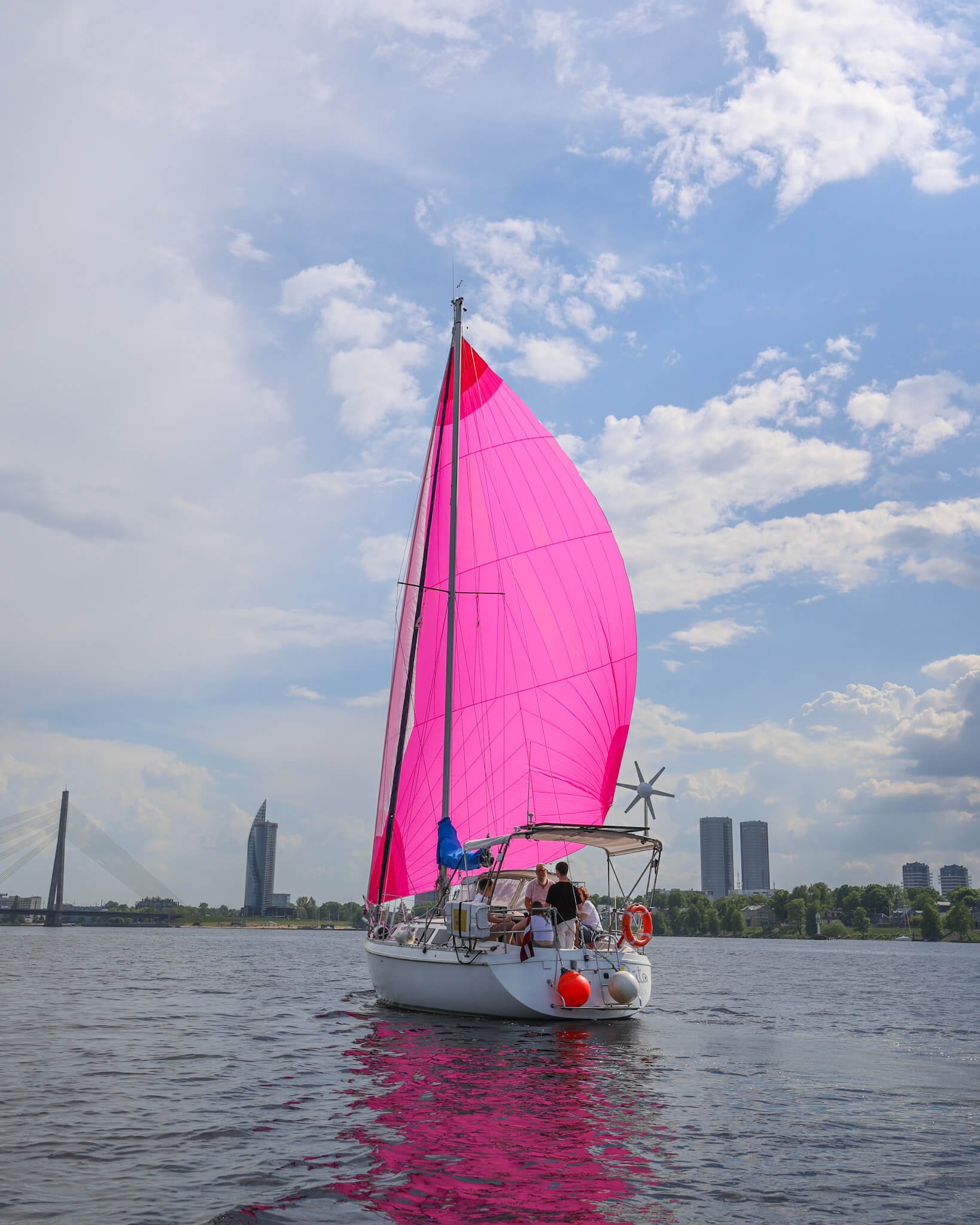 riga-lativa-boattrip.JPG