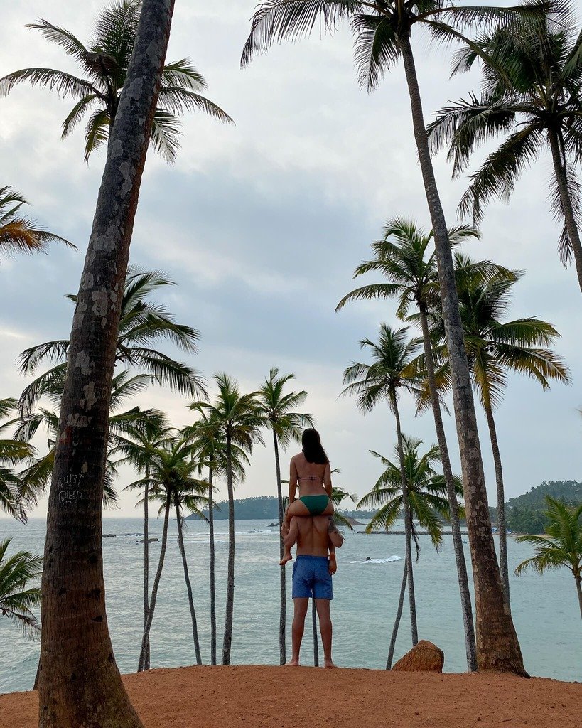 sri-lanka-coconut-hill.jpg