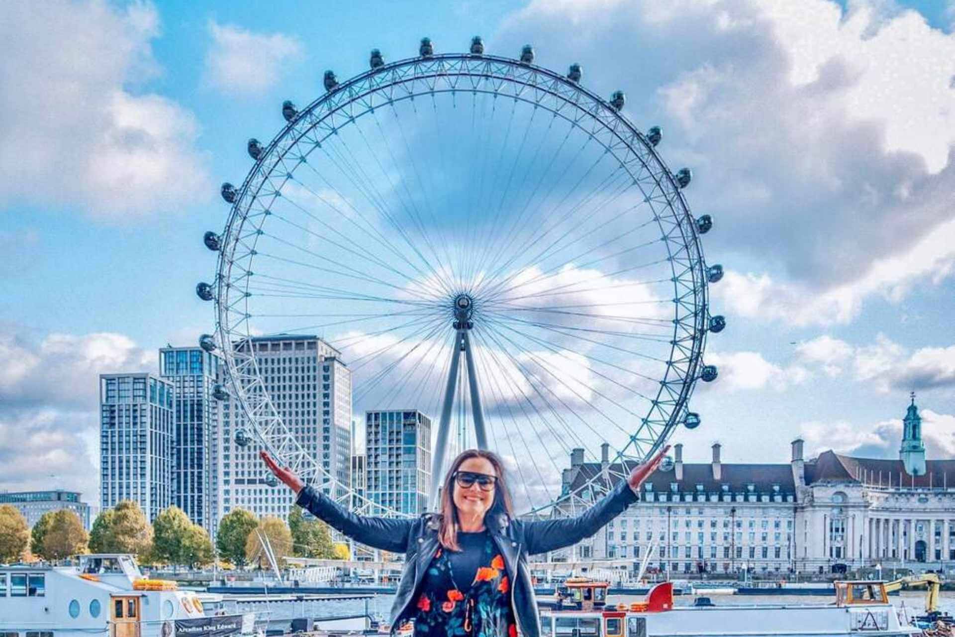 London Eye ved Themsen i London &ndash; popul&aelig;r opplevelse p&aring; storbyferie i Storbritannia