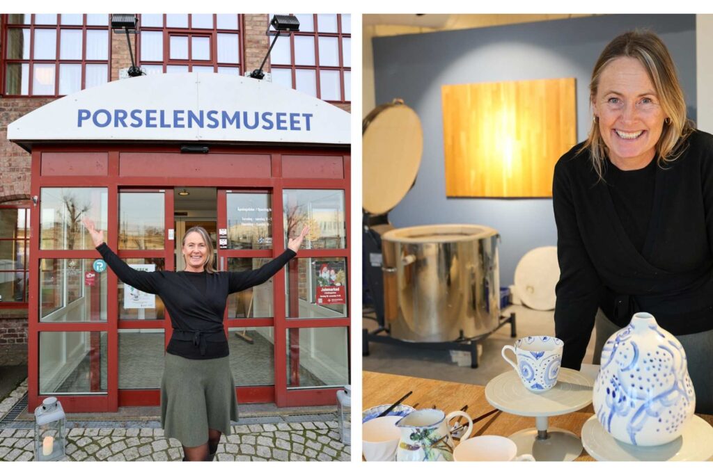 Ansatt ønsker velkommen foran inngangen til Porselensmuseet i Porsgrunn og viser frem håndmalt porselen.
