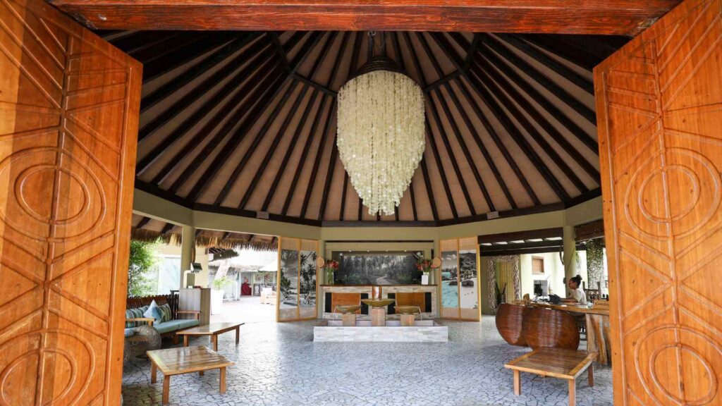 Stor og flott resepsjon p&aring; det beste hotellet p&aring; La Digue. 