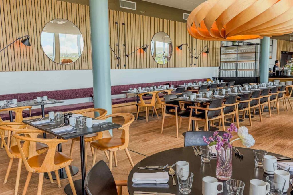 Restauranten på Hilton Garden Inn Faroe Islands i Tórshavn.